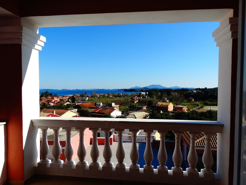 Paradiso Hotel Sea View And Pool Suites Ipsos Corfu Room photo