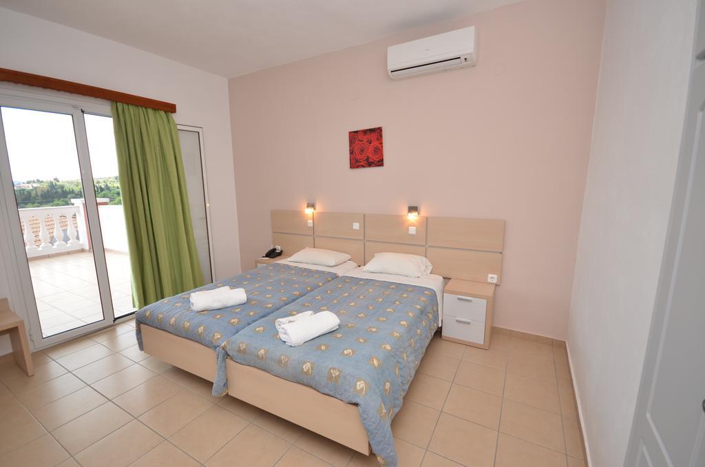 Paradiso Hotel Sea View And Pool Suites Ipsos Corfu Exterior photo